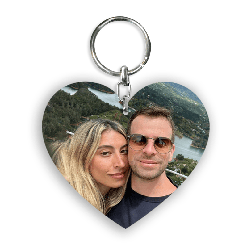 מחזיק מפתחות עם תמונה בצורת לב - מחזיק מפתחות בעיצוב אישי